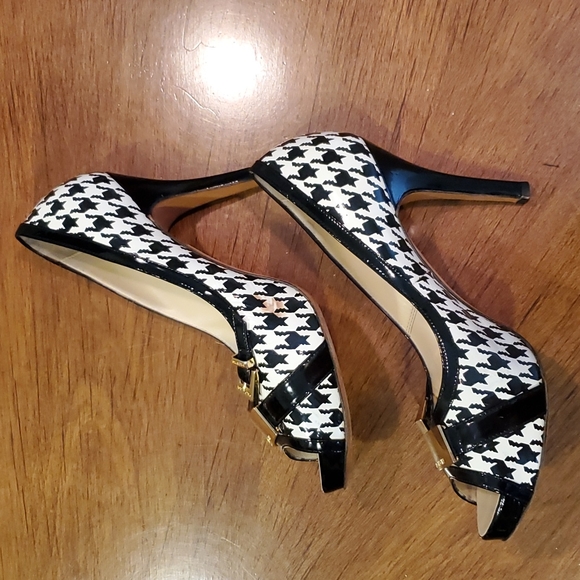 *SALE* Luciano Padovan houndstooth heels - Picture 8 of 10